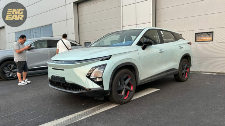 chery-omoda-5-ev-01