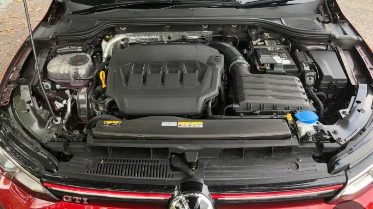 volkswagen-golf-gti-mk8-2022-02