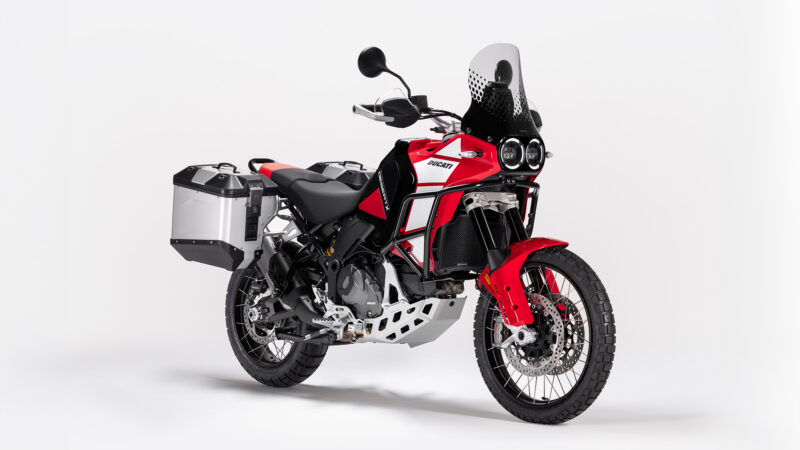 Ducati DesertX Discovery 01