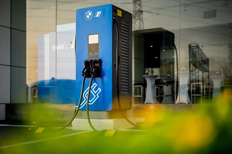 bmw-dc-charger-butterworth-04.jpg